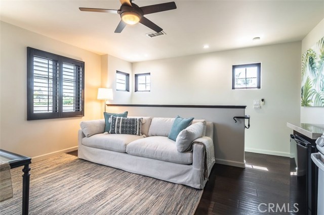 3617 Pacific Avenue, Manhattan Beach, California 90266, 5 Bedrooms Bedrooms, ,2 BathroomsBathrooms,Residential,Sold,Pacific,SB18228289