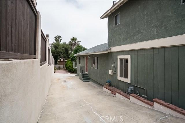 2004 Nelson Avenue, Redondo Beach, California 90278, 4 Bedrooms Bedrooms, ,3 BathroomsBathrooms,Residential,Sold,Nelson,SB17138213