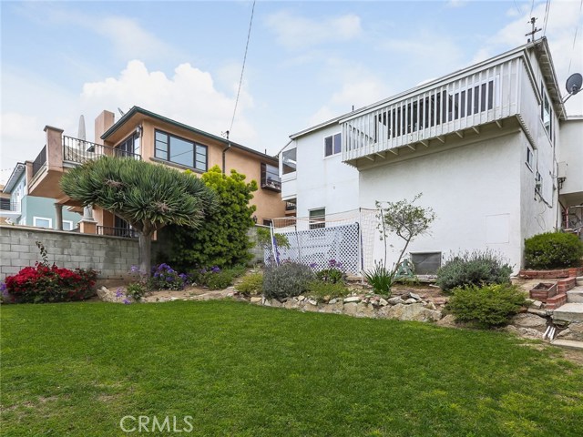 521 Gertruda Avenue, Redondo Beach, California 90277, 3 Bedrooms Bedrooms, ,3 BathroomsBathrooms,Residential,Sold,Gertruda,PV18080746