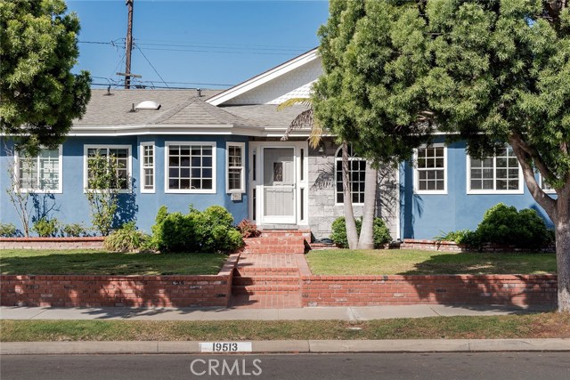 19513 Hinsdale Torrance CA 90503