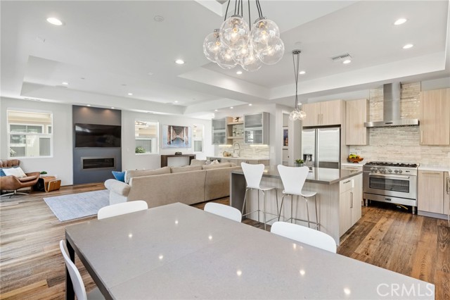 2013 Voorhees Avenue, Redondo Beach, California 90278, 4 Bedrooms Bedrooms, ,3 BathroomsBathrooms,Residential,Sold,Voorhees,SB21088037