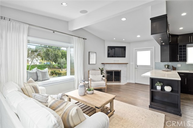 817 Valley Drive, Manhattan Beach, California 90266, 3 Bedrooms Bedrooms, ,2 BathroomsBathrooms,Residential,Sold,Valley,SB21017853
