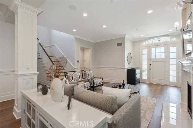 2201 Oak Avenue, Manhattan Beach, California 90266, 5 Bedrooms Bedrooms, ,5 BathroomsBathrooms,Residential,Sold,Oak,SB21126530