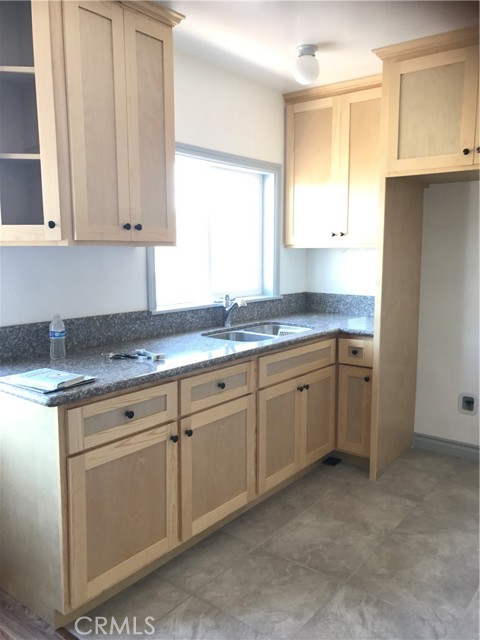  Income Home for Sale in Los Angeles, California