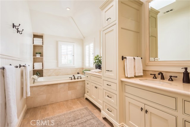 Elegant Master Bath