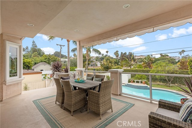 519 Juanita Avenue, Redondo Beach, California 90277, 5 Bedrooms Bedrooms, ,2 BathroomsBathrooms,Residential,Sold,Juanita,SB21138287