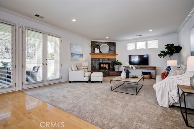 1805 Lynngrove Drive, Manhattan Beach, California 90266, 5 Bedrooms Bedrooms, ,3 BathroomsBathrooms,Residential,Sold,Lynngrove,SB21026495