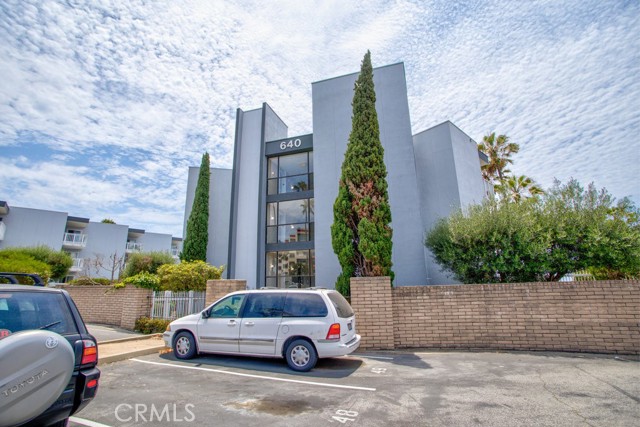 640 The Village, Redondo Beach, California 90277, 1 Bedroom Bedrooms, ,1 BathroomBathrooms,Residential,Sold,The Village,CV21150767