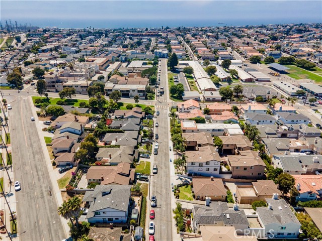 1911 Spreckels Lane, Redondo Beach, California 90278, 6 Bedrooms Bedrooms, ,4 BathroomsBathrooms,Residential,Sold,Spreckels,PV21156174