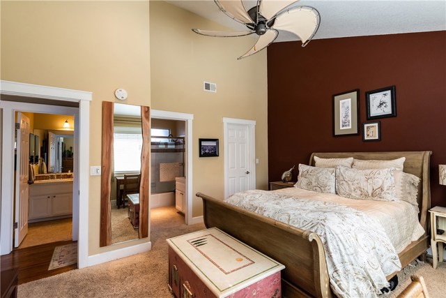 211 Helberta Avenue, Redondo Beach, California 90277, 2 Bedrooms Bedrooms, ,2 BathroomsBathrooms,Residential,Sold,Helberta,SB19015019