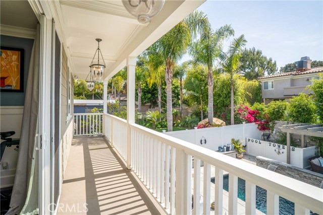 709 Larsson Street, Manhattan Beach, California 90266, 4 Bedrooms Bedrooms, ,4 BathroomsBathrooms,Residential,Sold,Larsson,SB18132094