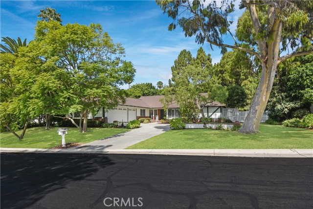 13 Country Meadow, Rolling Hills Estates, California 90274, 4 Bedrooms Bedrooms, ,2 BathroomsBathrooms,Residential,Sold,Country Meadow,PV20197818