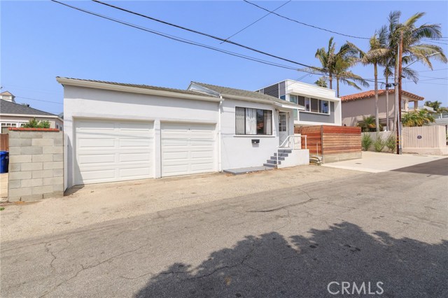 1430 Bonnie Brae, Hermosa Beach, California 90254, 2 Bedrooms Bedrooms, ,3 BathroomsBathrooms,Residential,Sold,Bonnie Brae,PV18149564