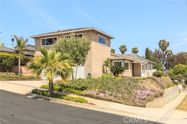 500 Green Lane, Redondo Beach, California 90278, 4 Bedrooms Bedrooms, ,2 BathroomsBathrooms,Residential,Sold,Green,SB18095659