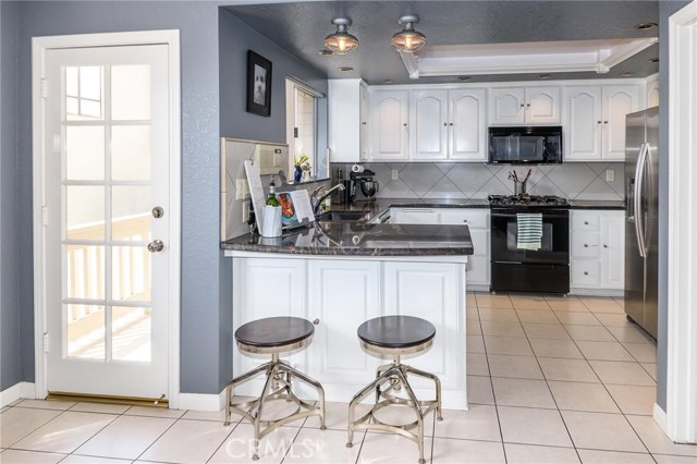 110 Prospect Avenue, Redondo Beach, California 90277, 3 Bedrooms Bedrooms, ,2 BathroomsBathrooms,Residential,Sold,Prospect,SB19167078