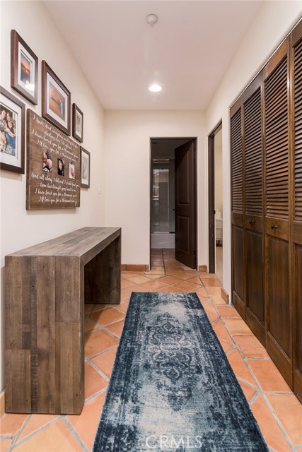 204 Irena Avenue, Redondo Beach, California 90277, 3 Bedrooms Bedrooms, ,2 BathroomsBathrooms,Residential,Sold,Irena,SB19198333