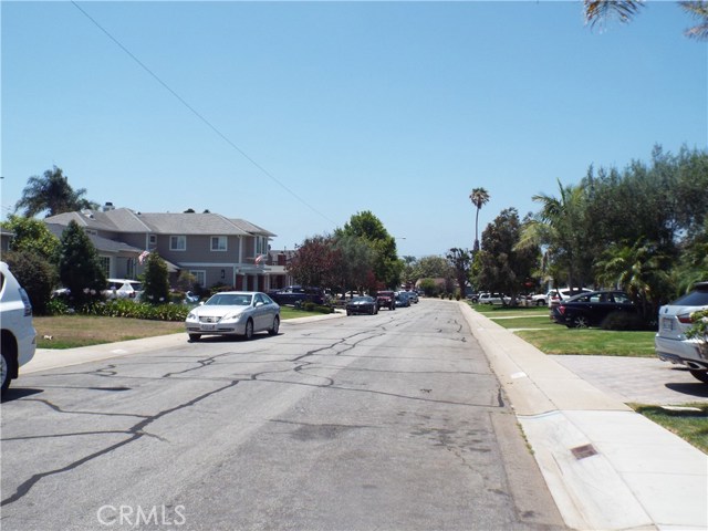 2416 Burritt Avenue, Redondo Beach, California 90278, 3 Bedrooms Bedrooms, ,1 BathroomBathrooms,Residential,Sold,Burritt,SB18173609