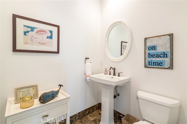 812 Irena Avenue, Redondo Beach, California 90277, 3 Bedrooms Bedrooms, ,2 BathroomsBathrooms,Residential,Sold,Irena,SB18133597