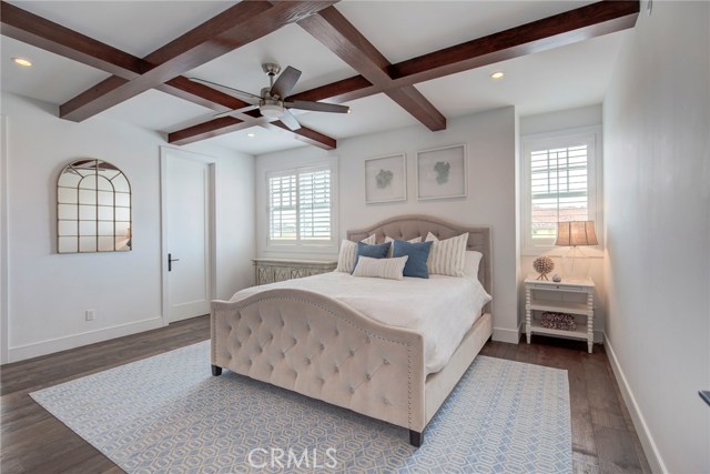 2022 Robinson Street, Redondo Beach, California 90278, 5 Bedrooms Bedrooms, ,4 BathroomsBathrooms,Residential,Sold,Robinson,SB19046293