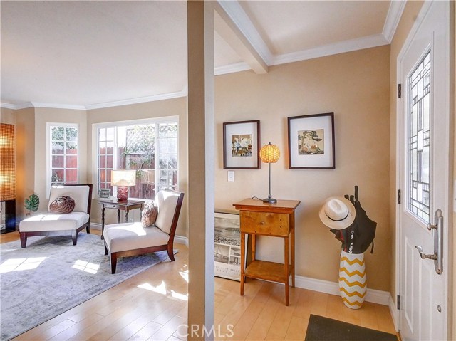 Entry toliving room.