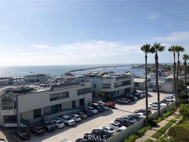 630 The Village, Redondo Beach, California 90277, 1 Bedroom Bedrooms, ,1 BathroomBathrooms,Residential,Sold,The Village,SW19205554