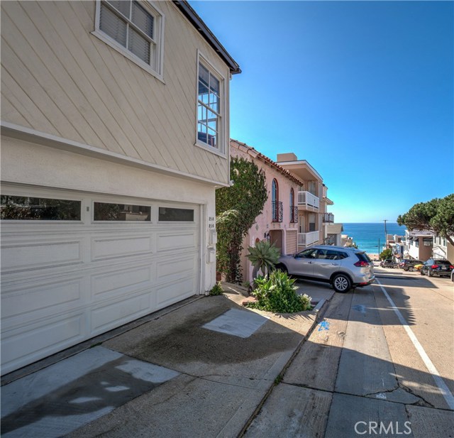 216 44th Street, Manhattan Beach, California 90266, 2 Bedrooms Bedrooms, ,3 BathroomsBathrooms,Residential,Sold,44th,SB20030954