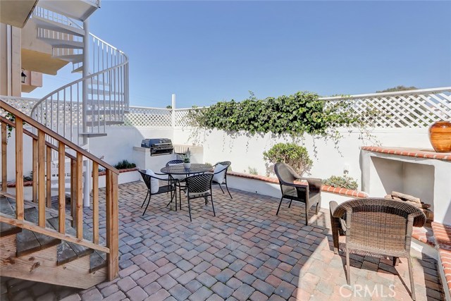 1705 Van Horne Lane, Redondo Beach, California 90278, 3 Bedrooms Bedrooms, ,1 BathroomBathrooms,Residential,Sold,Van Horne,SB20201829