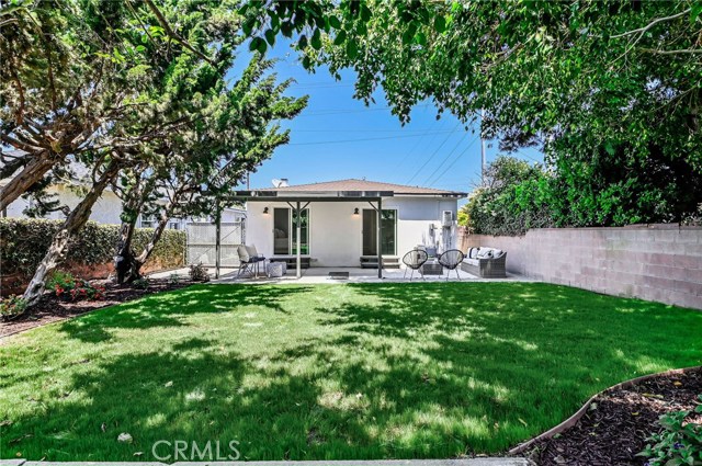 1012 Rosecrans Avenue, Manhattan Beach, California 90266, 3 Bedrooms Bedrooms, ,1 BathroomBathrooms,Residential,Sold,Rosecrans,SB20083912