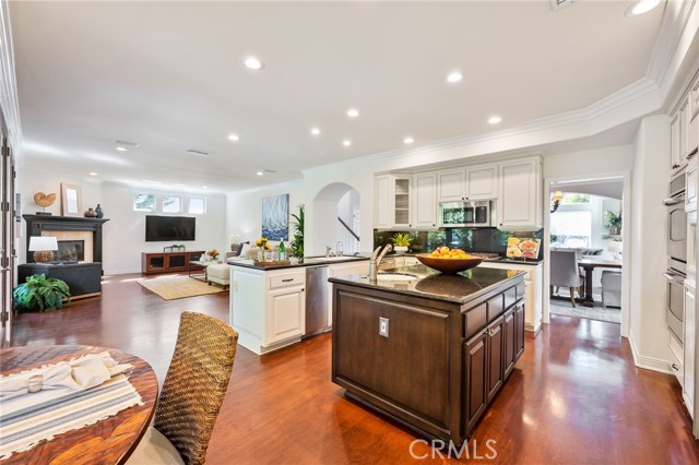 2108 Harkness Street, Manhattan Beach, California 90266, 5 Bedrooms Bedrooms, ,2 BathroomsBathrooms,Residential,Sold,Harkness,SB21039202