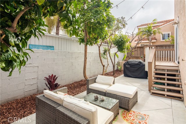 1107 Rindge Lane, Redondo Beach, California 90278, 3 Bedrooms Bedrooms, ,2 BathroomsBathrooms,Residential,Sold,Rindge,SB19170544