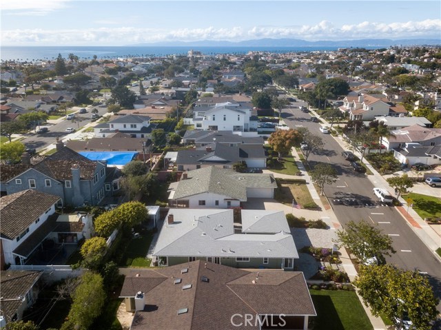 1313 Gertruda Avenue, Redondo Beach, California 90277, 3 Bedrooms Bedrooms, ,2 BathroomsBathrooms,Residential,Sold,Gertruda,PV20061662