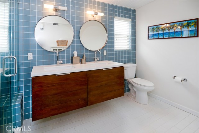 3005 Manhattan Avenue, Hermosa Beach, California 90254, 3 Bedrooms Bedrooms, ,3 BathroomsBathrooms,Residential,Sold,Manhattan,SB18091717