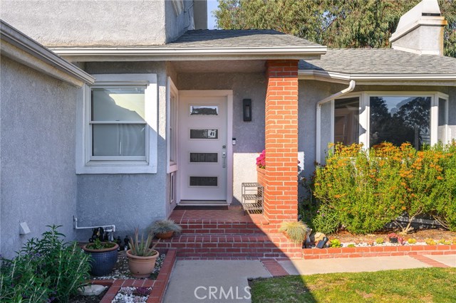 501 Green Lane, Redondo Beach, California 90278, 4 Bedrooms Bedrooms, ,2 BathroomsBathrooms,Residential,Sold,Green Lane,SB20035611