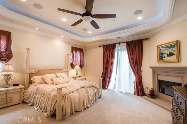 2012 Robinson Street, Redondo Beach, California 90278, 5 Bedrooms Bedrooms, ,3 BathroomsBathrooms,Residential,Sold,Robinson,SB18078924