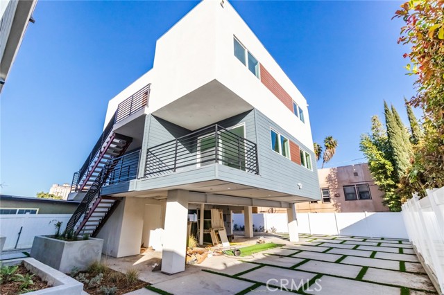  Income Home for Sale in Silver Lake, California