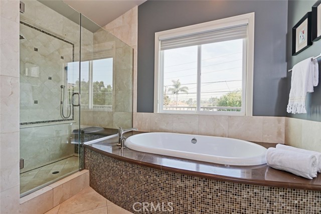 3524 Laurel Avenue, Manhattan Beach, California 90266, 5 Bedrooms Bedrooms, ,2 BathroomsBathrooms,Residential,Sold,Laurel,SB17280201