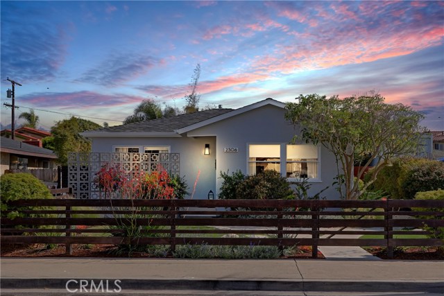 2306 Graham Avenue, Redondo Beach, California 90278, 2 Bedrooms Bedrooms, ,2 BathroomsBathrooms,Residential,Sold,Graham,SB18096314