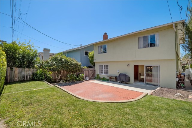 3204 Maple Avenue, Manhattan Beach, California 90266, 4 Bedrooms Bedrooms, ,1 BathroomBathrooms,Residential,Sold,Maple,SB21073679