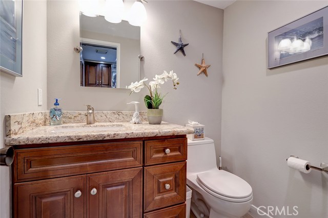 926 1st Street, Hermosa Beach, California 90254, 2 Bedrooms Bedrooms, ,2 BathroomsBathrooms,Residential,Sold,1st,SB20082752