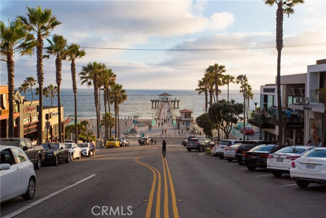 Manhattan Beach Blvd.