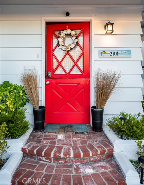 2101 Chestnut Avenue, Manhattan Beach, California 90266, 3 Bedrooms Bedrooms, ,2 BathroomsBathrooms,Residential,Sold,Chestnut,SB20028449