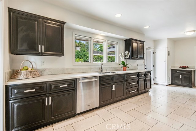 801 Via Coronel, Palos Verdes Estates, California 90274, 3 Bedrooms Bedrooms, ,2 BathroomsBathrooms,Residential,Sold,Via Coronel,PV19166393
