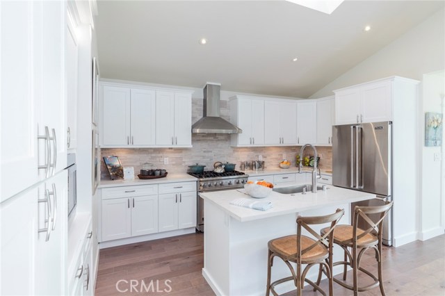 502 Paulina Avenue, Redondo Beach, California 90277, 3 Bedrooms Bedrooms, ,2 BathroomsBathrooms,Residential,Sold,Paulina,SB17257861