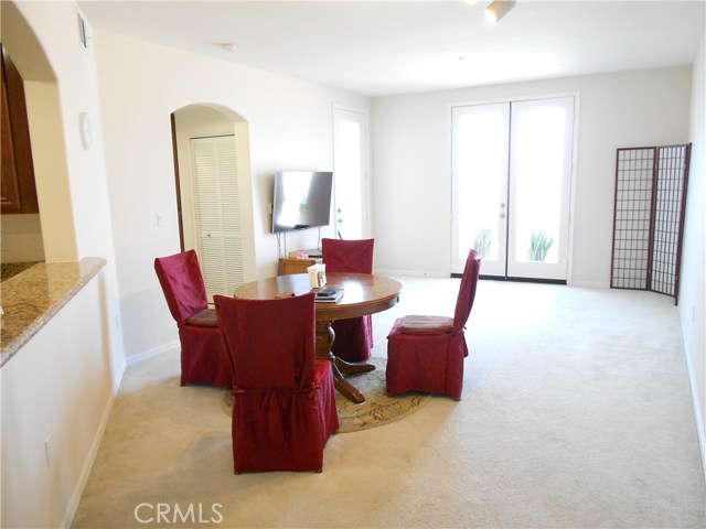 2001 Artesia Boulevard, Redondo Beach, California 90278, 1 Bedroom Bedrooms, ,Residential,Sold,Artesia,SB19032443