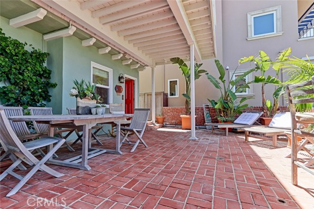 2722 Hermosa Avenue, Hermosa Beach, California 90254, 4 Bedrooms Bedrooms, ,2 BathroomsBathrooms,Residential,Sold,Hermosa,SB17280753
