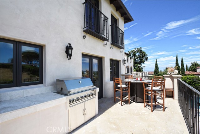 980 Via Rincon, Palos Verdes Estates, California 90274, 5 Bedrooms Bedrooms, ,6 BathroomsBathrooms,Residential,Sold,Via Rincon,PV19195612