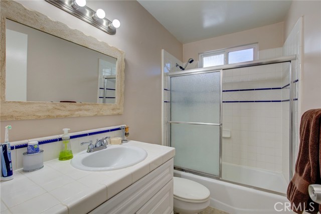 2211 Nelson Avenue, Redondo Beach, California 90278, 6 Bedrooms Bedrooms, ,3 BathroomsBathrooms,Residential,Sold,Nelson,SB19252615