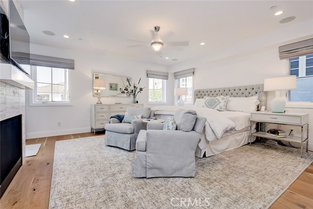 420 31st Street, Manhattan Beach, California 90266, 5 Bedrooms Bedrooms, ,2 BathroomsBathrooms,Residential,Sold,31st,SB20242729