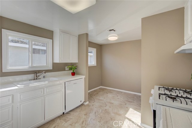  Income Home for Sale in Hawthorne, California
