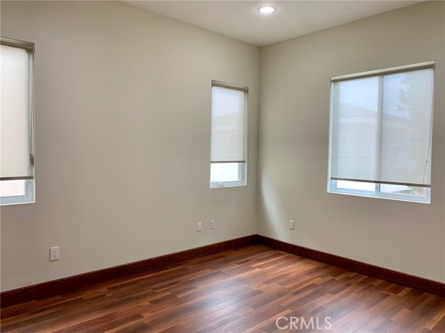 1933 Gates Avenue, Redondo Beach, California 90278, 4 Bedrooms Bedrooms, ,3 BathroomsBathrooms,Residential,Sold,Gates,SB21164757